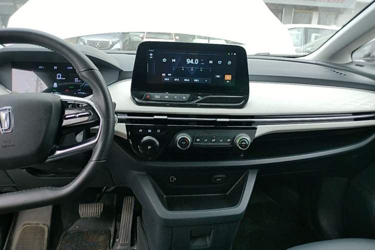 Used Bestune NAT 2023 PRO Comfortable Travel Battery-Swap Version 401km Audio And AC Panel