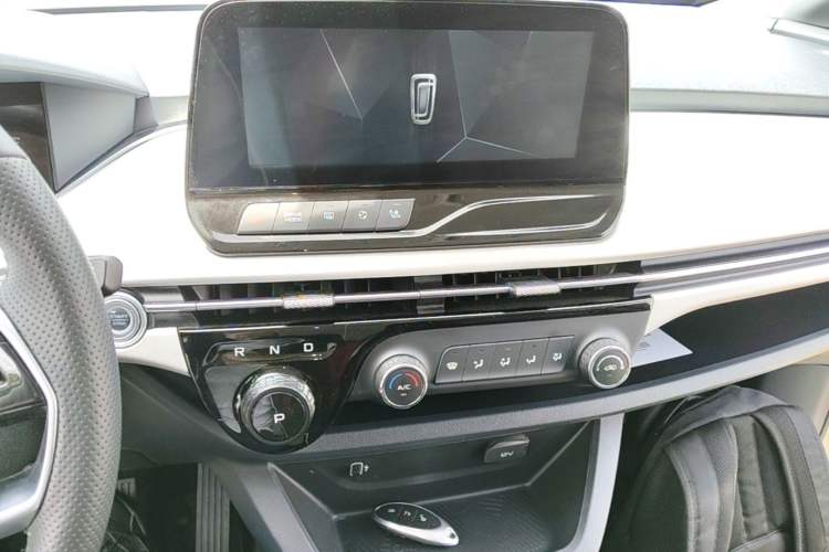 Used Bestune NAT 2023 PRO Comfort Travel Edition 419km Audio And AC Panel