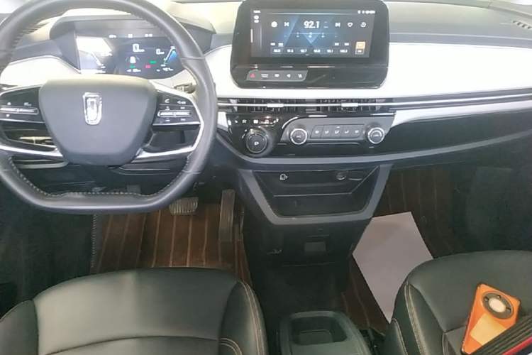 Used Bestune NAT 2023 PRO Comfort Travel Edition 419km Audio And AC Panel