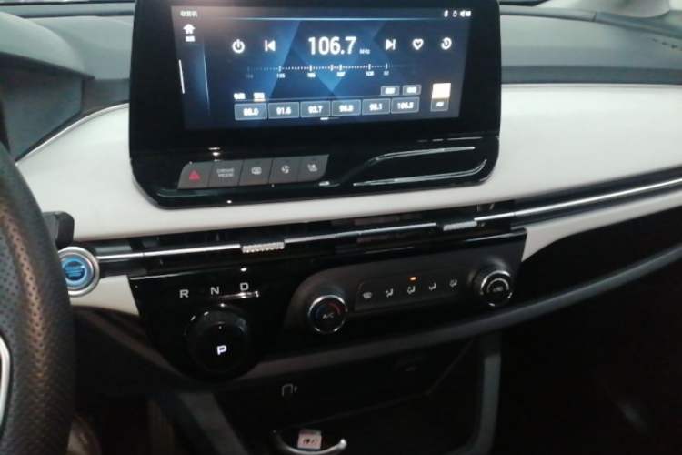 Used Bestune NAT 2023 PRO Comfort Travel Edition 419km Audio And AC Panel