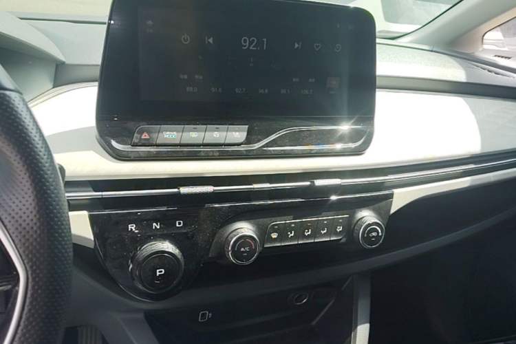 Used Bestune NAT 2023 PRO Comfort Travel Edition 425km Audio And AC Panel