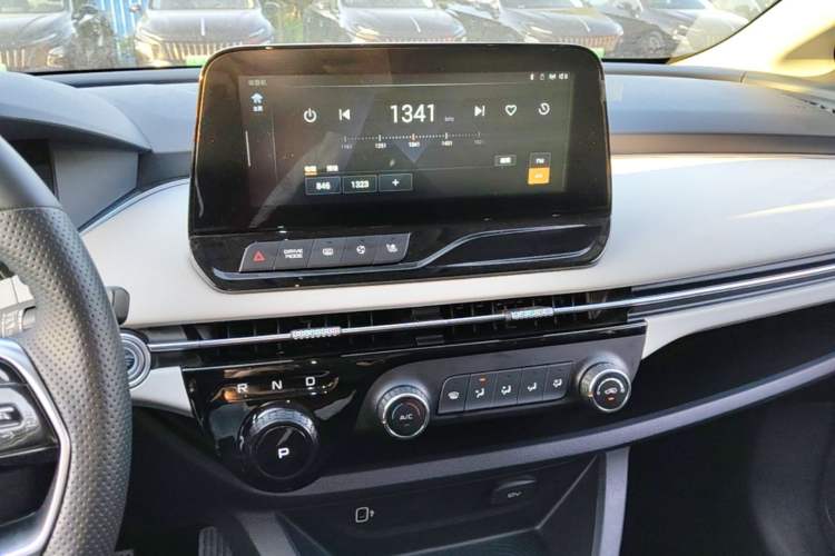 Used Bestune NAT 2023 PRO Comfort Travel Edition 425km Audio And AC Panel