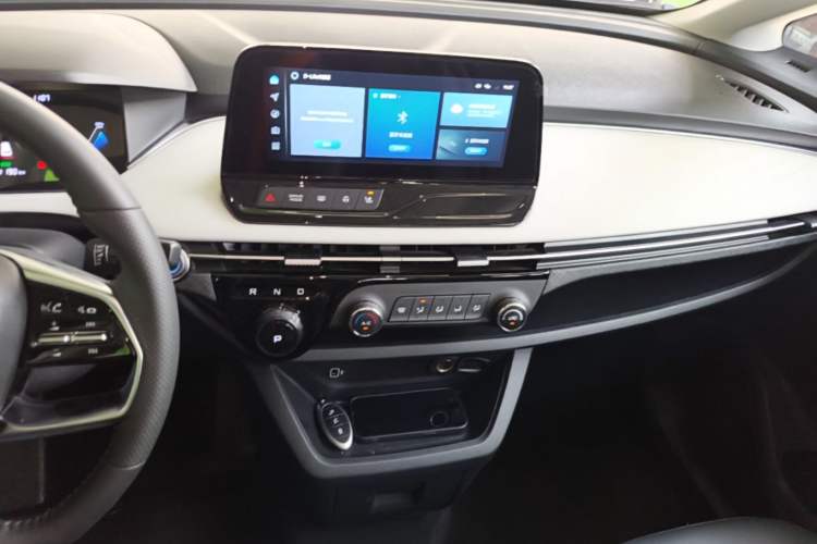 Used Bestune NAT 2023 PRO Enjoy Travel Edition 419km Audio And AC Panel