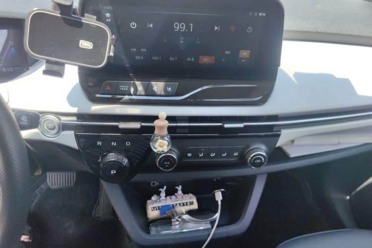 Used Bestune NAT 2023 PRO Comfort Travel Edition 419km Audio And AC Panel
