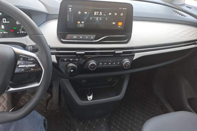 Used Bestune NAT 2023 PRO Comfort Travel Edition 419km Audio And AC Panel