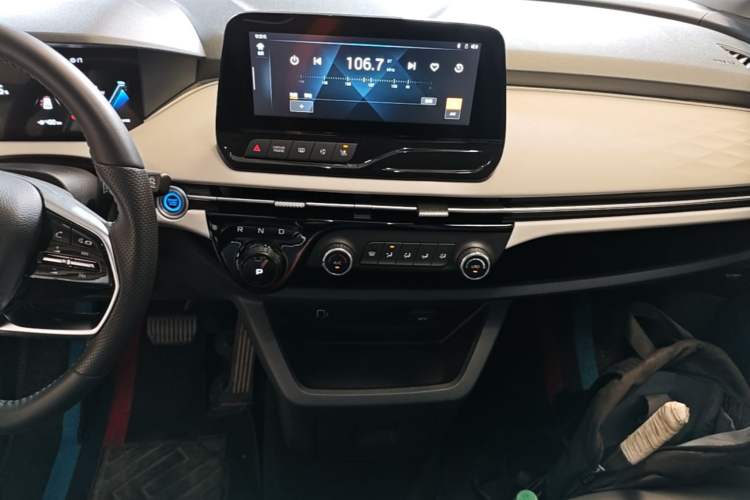 Used Bestune NAT 2023 PRO Comfort Travel Edition 425km Audio And AC Panel