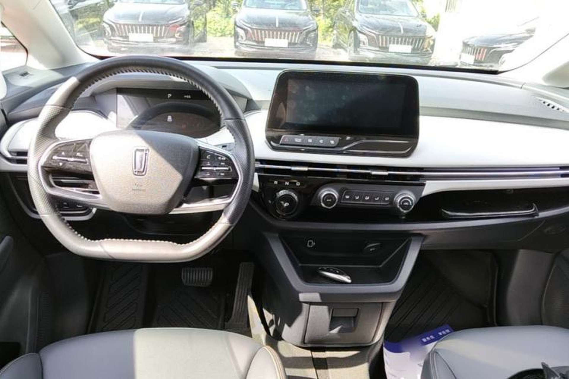 Used Bestune NAT 2023 PRO Comfort Travel Edition 419km Center Console