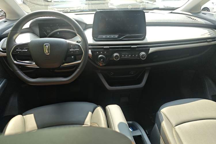 Used Bestune NAT 2023 PRO Enjoy Travel Edition 419km Center Console
