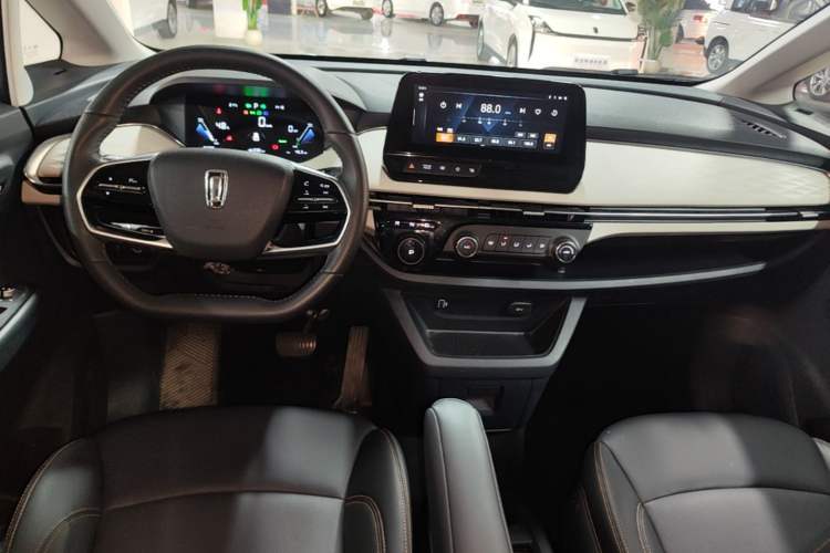 Used Bestune NAT 2023 PRO Comfort Travel Edition 419km Center Console