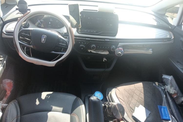 Used Bestune NAT 2023 PRO Comfortable Travel Battery-Swap Version 401km Center Console