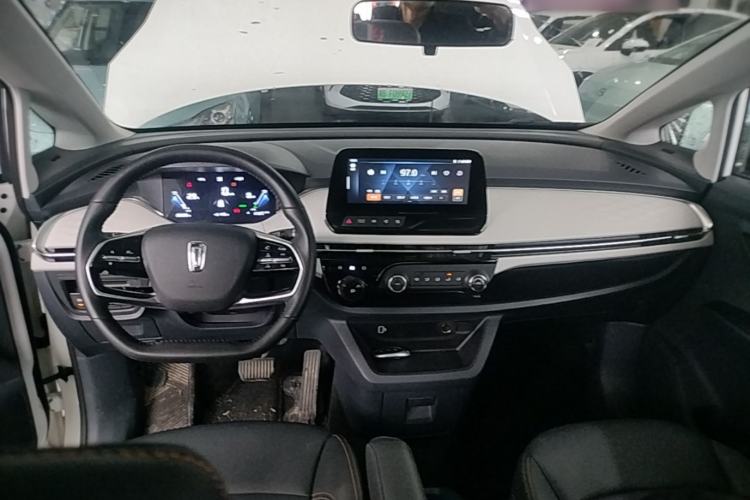 Used Bestune NAT 2023 PRO Comfort Travel Edition 425km Center Console