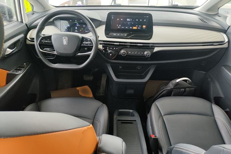 Used Bestune NAT 2023 PRO Comfort Travel Edition 425km Center Console