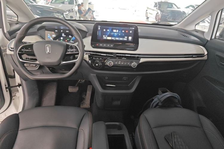 Used Bestune NAT 2023 PRO Comfort Travel Edition 419km Center Console