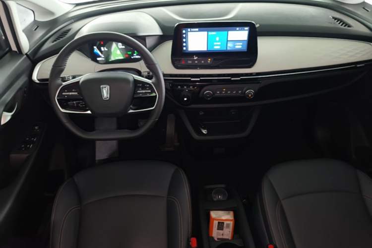 Used Bestune NAT 2023 PRO Enjoy Travel Edition 419km Center Console
