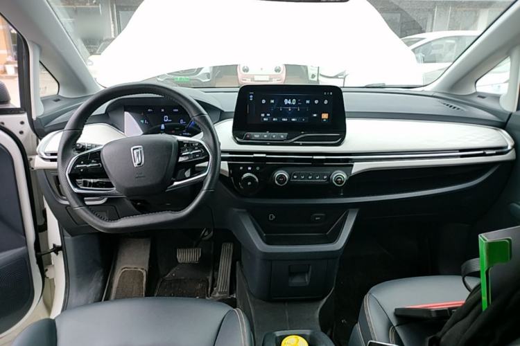 Used Bestune NAT 2023 PRO Comfortable Travel Battery-Swap Version 401km Center Console