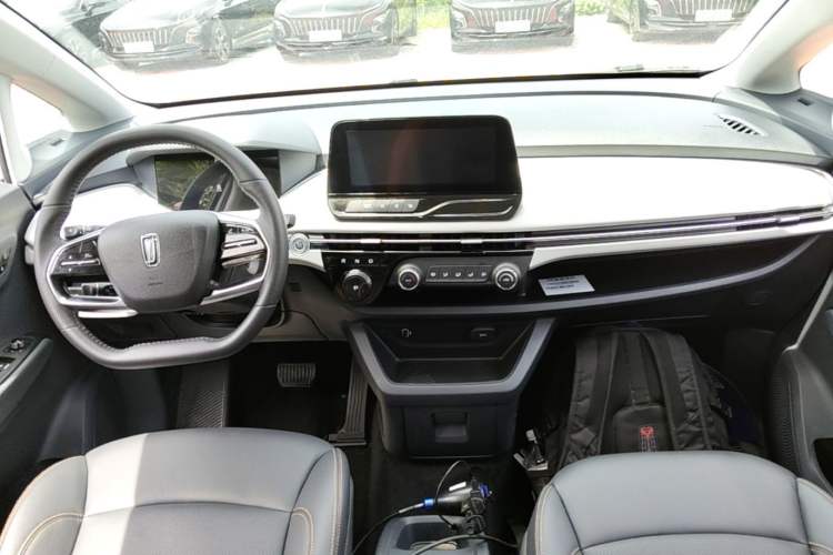 Used Bestune NAT 2023 PRO Comfort Travel Edition 419km Center Console