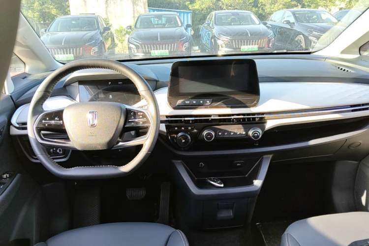 Used Bestune NAT 2023 PRO Comfort Travel Edition 419km Center Console
