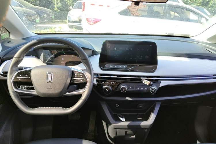 Used Bestune NAT 2023 PRO Comfort Travel Edition 419km Center Console