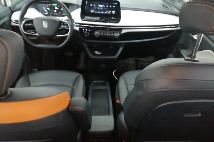 Used Bestune NAT 2023 PRO Comfort Travel Edition 419km Center Console