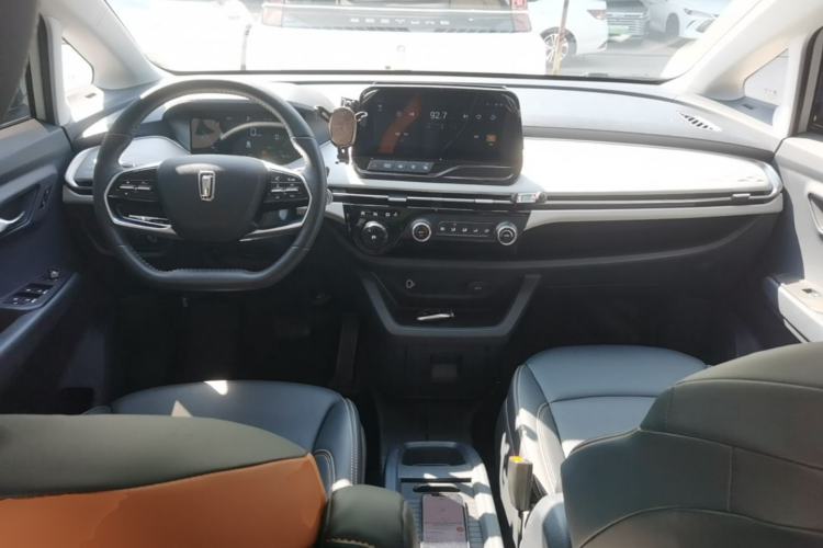 Used Bestune NAT 2023 PRO Comfort Travel Edition 419km Center Console