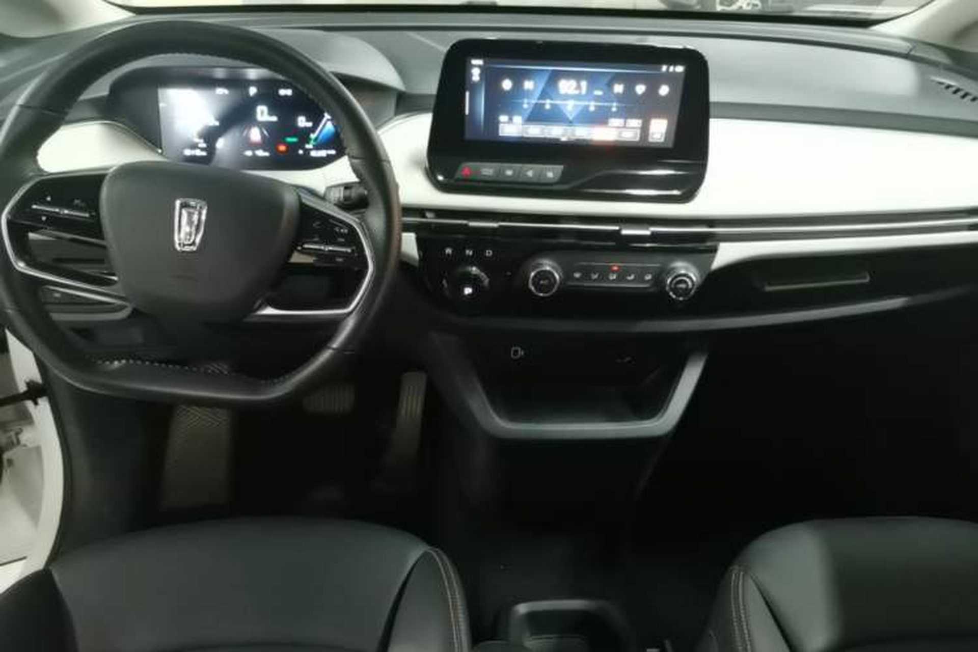 Used Bestune NAT 2023 PRO Comfort Travel Edition 419km Center Console