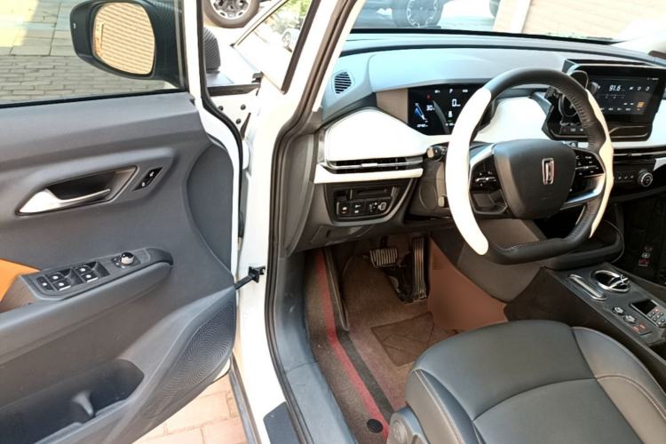 Used Bestune NAT 2023 PRO Comfortable Travel Extended Range Battery-Swap Version 401km Driver Seat