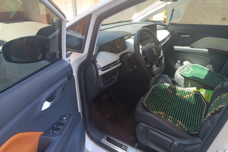 Used Bestune NAT 2023 PRO Comfortable Travel Extended Range Battery-Swap Version 401km Driver Seat