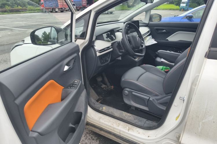 Used Bestune NAT 2023 PRO Comfortable Travel Extended Range Battery-Swap Version 401km Driver Seat