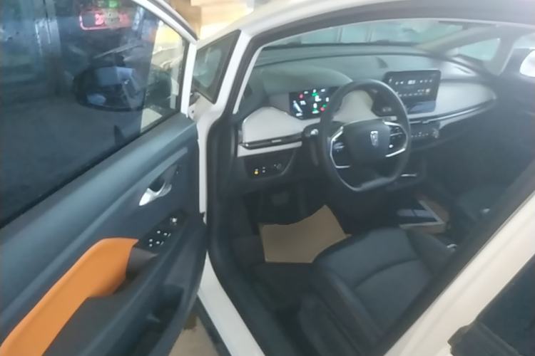 Used Bestune NAT 2023 PRO Enjoy Travel Battery-Swap Version 401km Driver Seat
