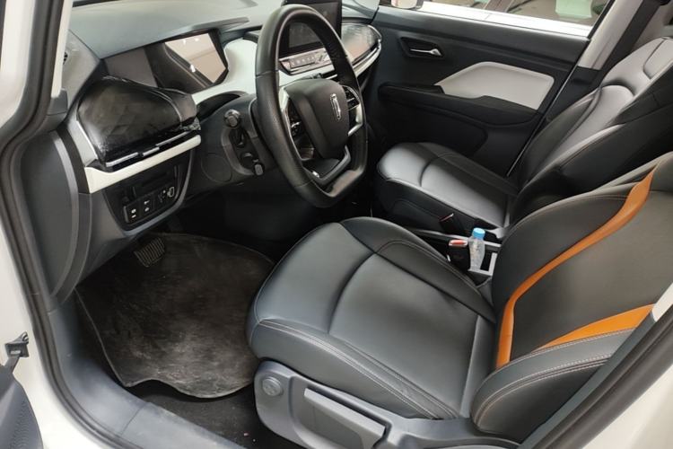 Used Bestune NAT 2023 PRO Comfortable Travel Battery-Swap Version 401km Driver Seat