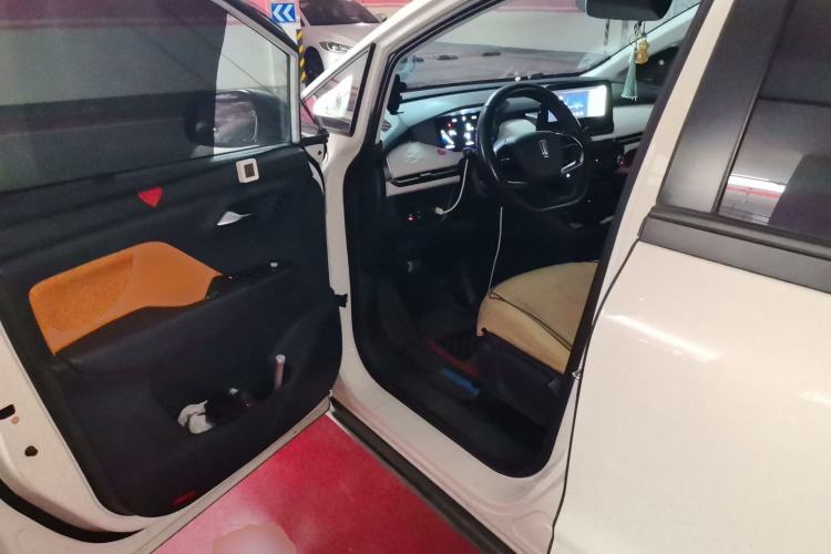 Used Bestune NAT 2023 PRO Comfortable Travel Extended Range Battery-Swap Version 401km Driver Seat