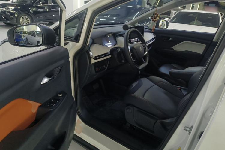Used Bestune NAT 2023 PRO Comfortable Travel Extended Range Battery-Swap Version 401km Driver Seat