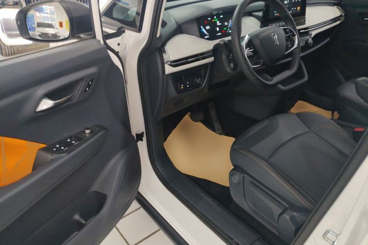 Used Bestune NAT 2023 PRO Comfort Travel Edition 419km Driver Seat