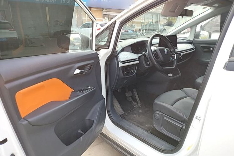 Used Bestune NAT 2023 PRO Comfortable Travel Battery-Swap Version 401km Driver Seat