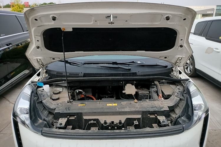 Used Bestune NAT 2023 PRO Comfortable Travel Battery-Swap Version 401km Engine Bay