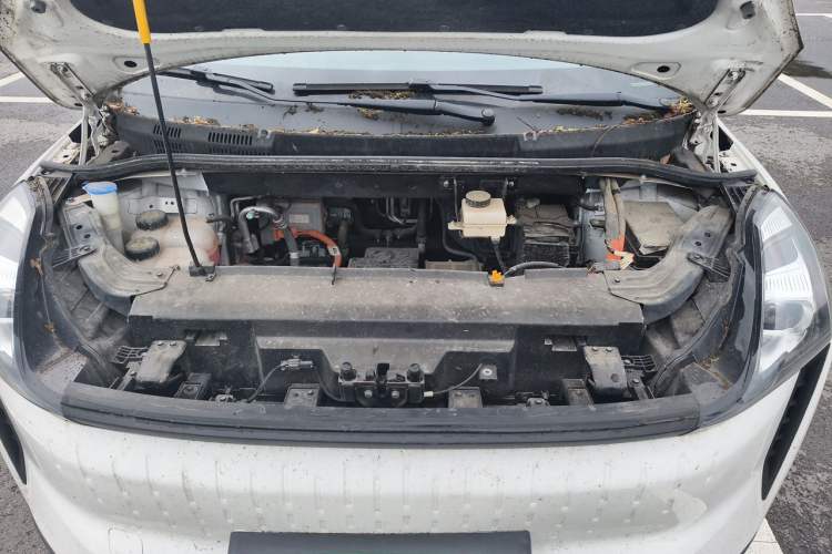Used Bestune NAT 2023 PRO Comfortable Travel Extended Range Battery-Swap Version 401km Engine Bay