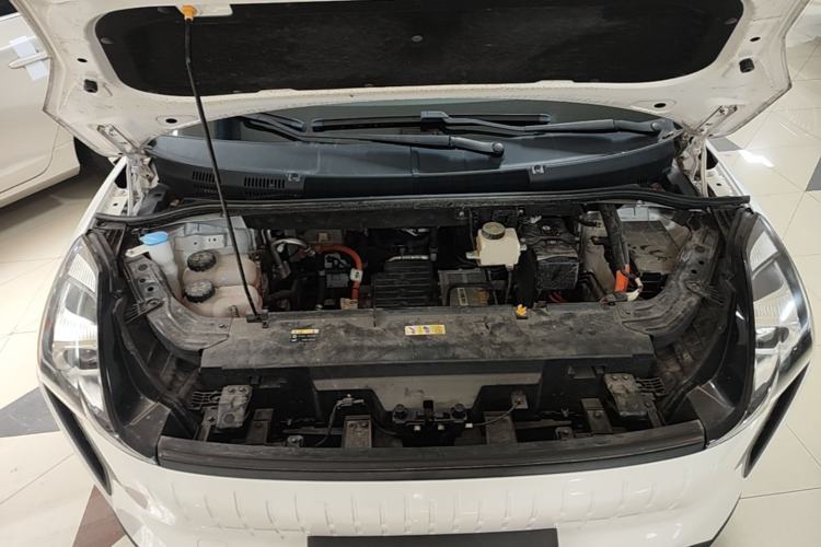 Used Bestune NAT 2023 PRO Comfortable Travel Battery-Swap Version 401km Engine Bay