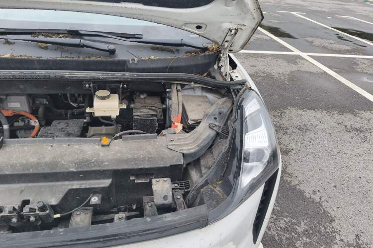 Used Bestune NAT 2023 PRO Comfortable Travel Extended Range Battery-Swap Version 401km Engine Bay Left