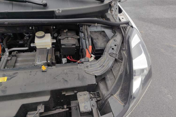 Used Bestune NAT 2023 PRO Enjoy Travel Extended Version 425km Engine Bay Left
