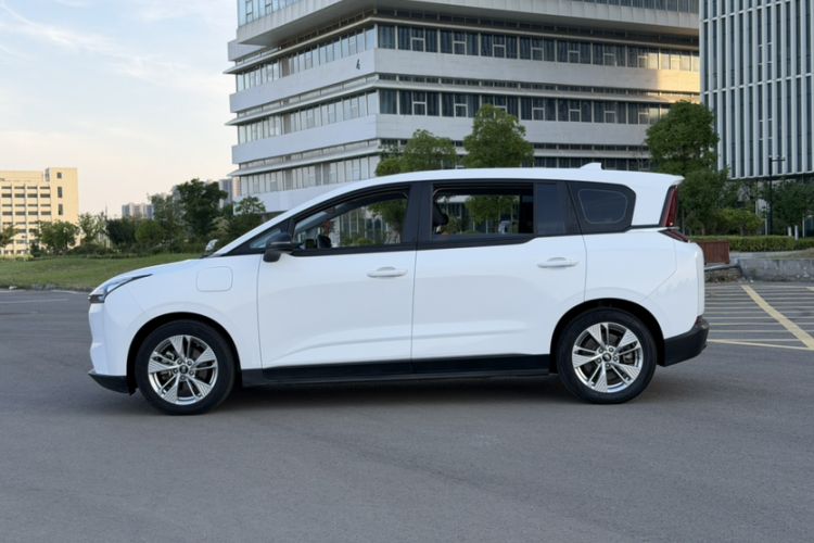 Used Bestune NAT 2023 PRO Enjoy Travel Edition 425km Exterior 3