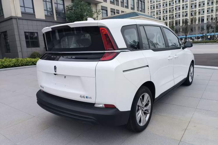Used Bestune NAT 2023 PRO Comfortable Travel Extended Range Battery-Swap Version 401km Exterior 5