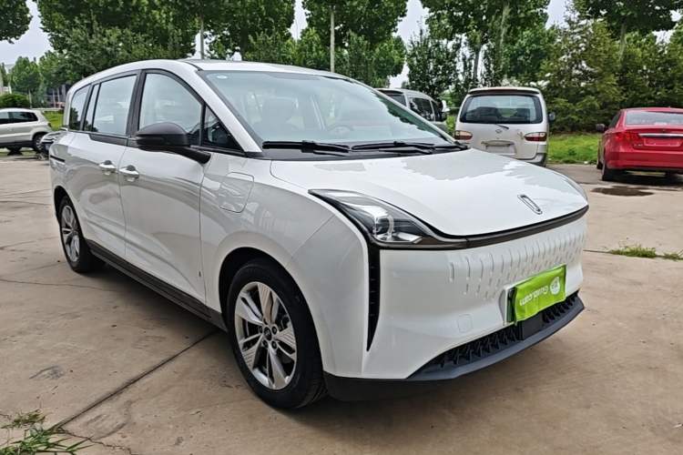 Used Bestune NAT 2023 PRO Comfort Travel Edition 425km Front Right 45 Deg