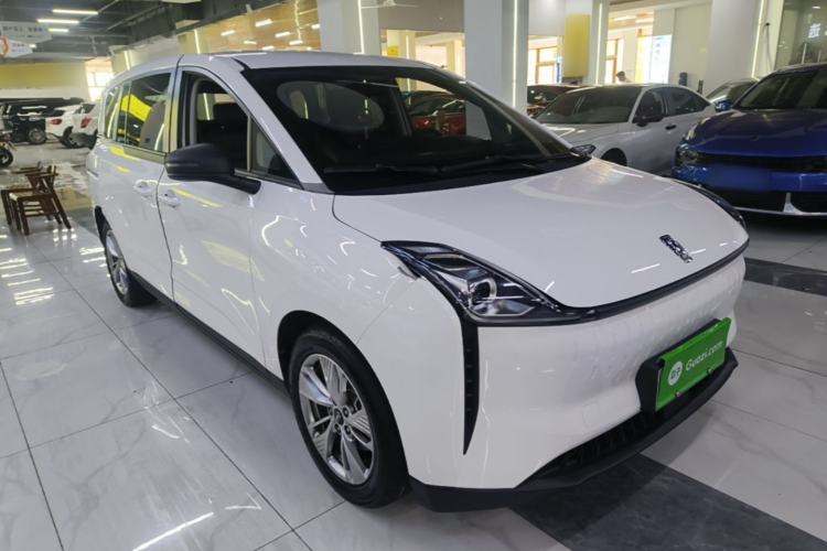 Used Bestune NAT 2023 PRO Comfortable Travel Extended Range Battery-Swap Version 401km Front Right 45 Deg