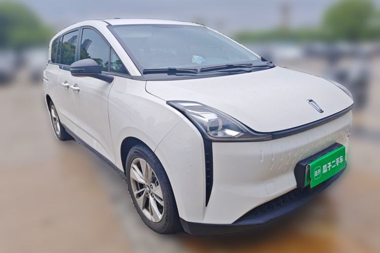 Used Bestune NAT 2023 PRO Comfortable Travel Extended Range Battery-Swap Version 401km Front Right 45 Deg