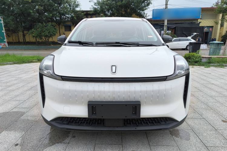 Used Bestune NAT 2023 PRO Comfortable Travel Extended Range Battery-Swap Version 401km Front