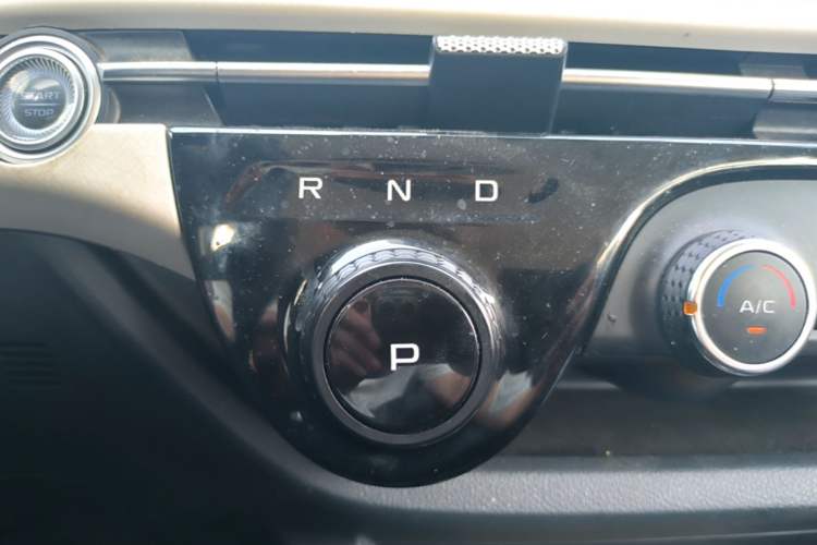 Used Bestune NAT 2023 PRO Comfortable Travel Extended Range Battery-Swap Version 401km Gear Lever