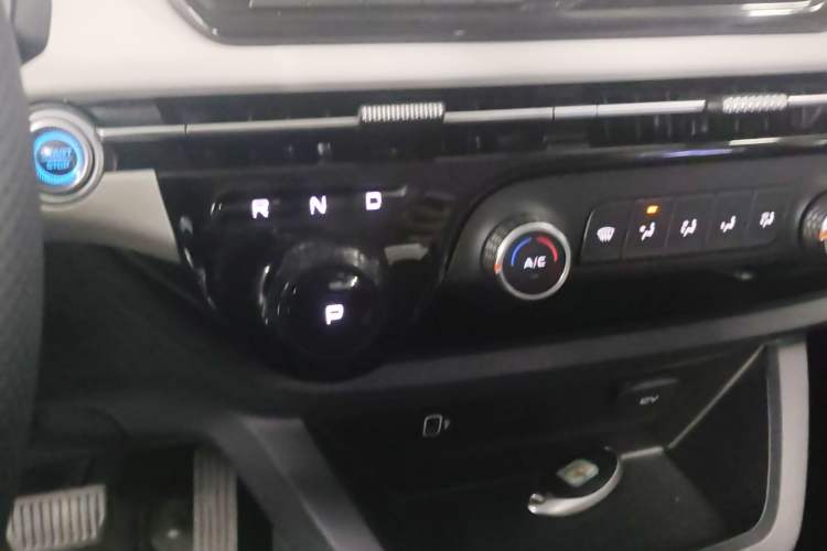 Used Bestune NAT 2023 PRO Enjoy Travel Edition 425km Gear Lever