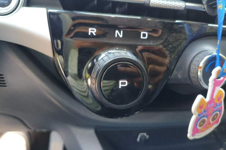 Used Bestune NAT 2023 PRO Comfortable Travel Extended Range Battery-Swap Version 401km Gear Lever