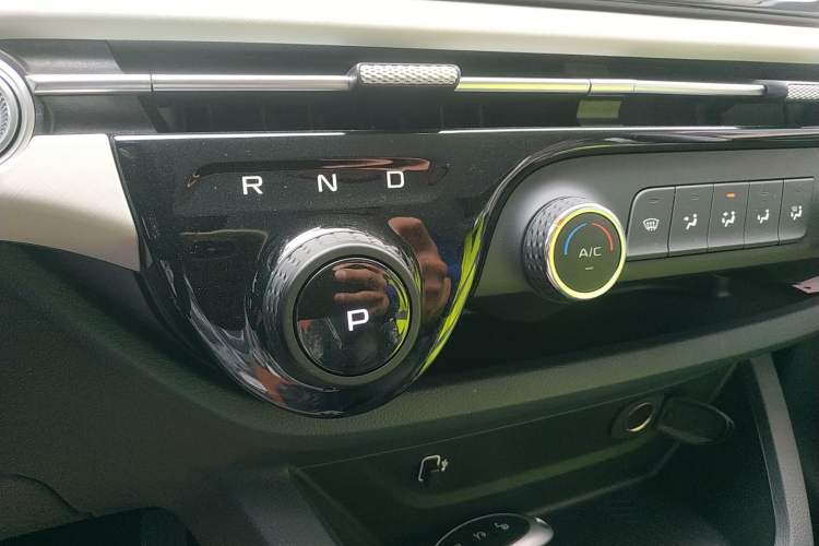 Used Bestune NAT 2023 PRO Enjoy Travel Edition 425km Gear Lever