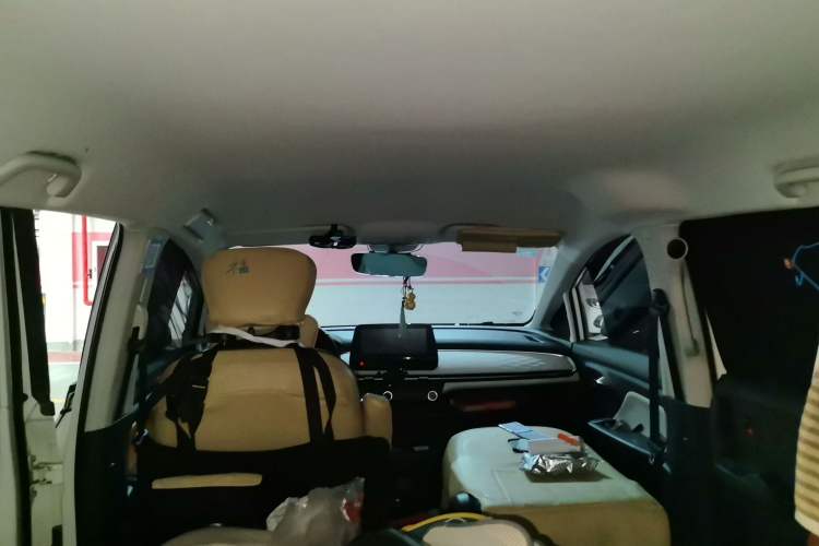 Used Bestune NAT 2023 PRO Comfortable Travel Extended Range Battery-Swap Version 401km Headliner